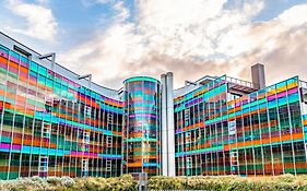 Hotel Zenit Jardines de Uleta Suites