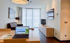 Hotel Zenit Jardines de Uleta Suites
